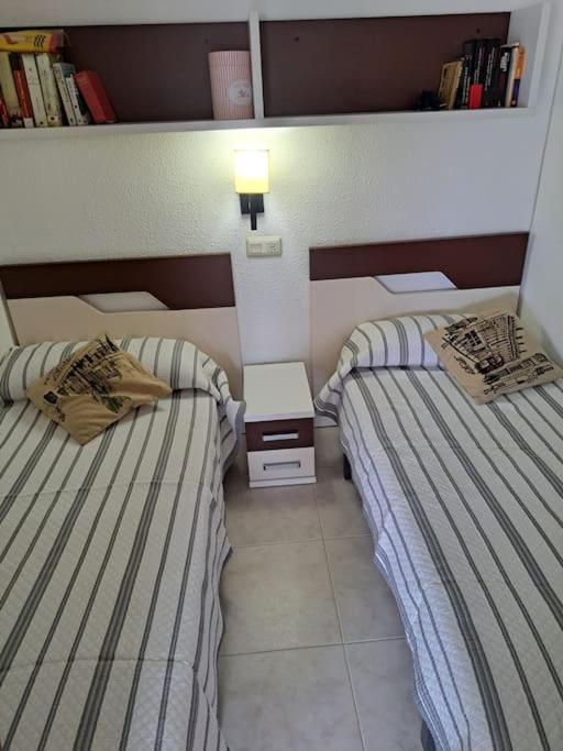 Holiday Center Apartamento Vistas Mar, Acceso Directo Playa Y Piscina Росас Экстерьер фото