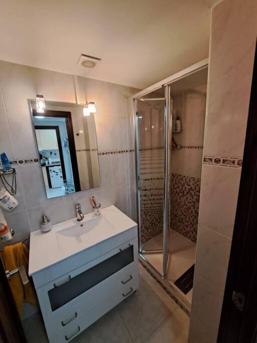 Holiday Center Apartamento Vistas Mar, Acceso Directo Playa Y Piscina Росас Экстерьер фото